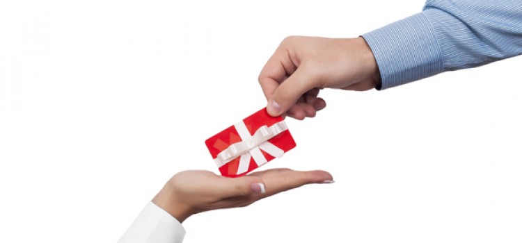 Gift Cards Remain Popular Holiday Gift Option, Driving Billions in Spending