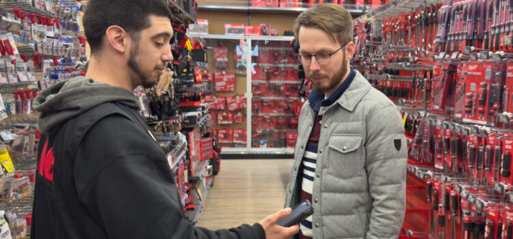 Retailer Implements Cutting-Edge AI Technology to Improve Customer Service