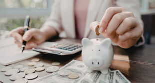 managing payroll in retail